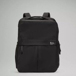 NWOT Black Lululemon Everyday Backpack 2.0 23L